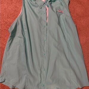 Columbia Aqua Sleeveless Button-Up Top